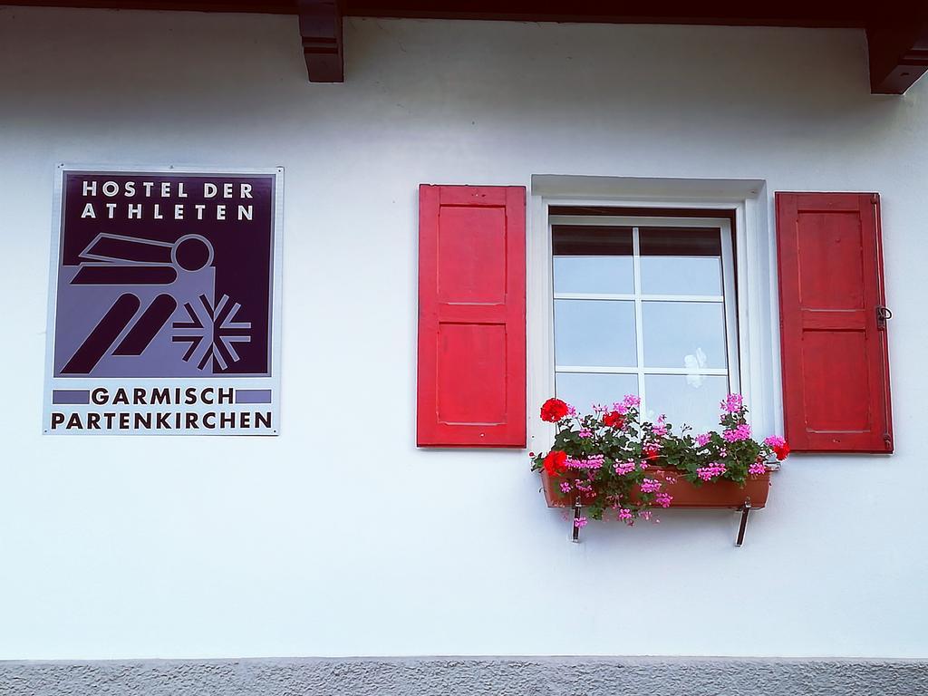 Hostel Der Athleten การ์มิช-พาร์เทนเคียร์เชน ภายนอก รูปภาพ