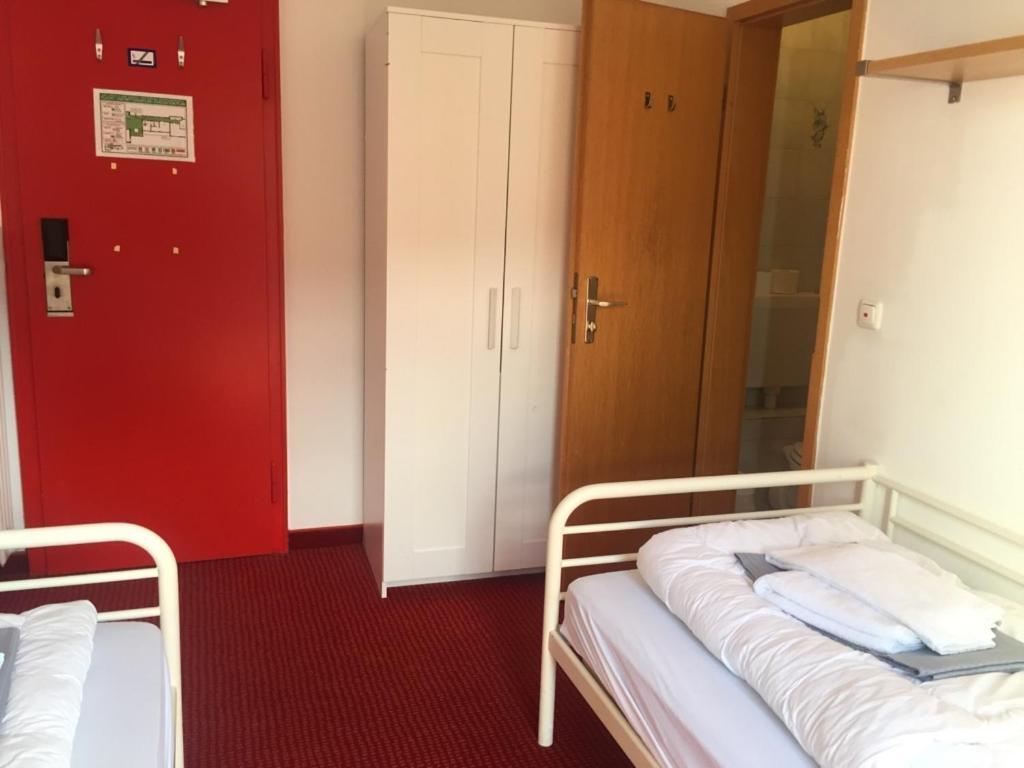 Hostel Der Athleten การ์มิช-พาร์เทนเคียร์เชน ภายนอก รูปภาพ