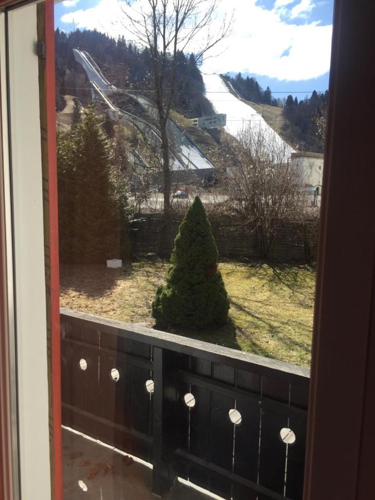Hostel Der Athleten การ์มิช-พาร์เทนเคียร์เชน ภายนอก รูปภาพ